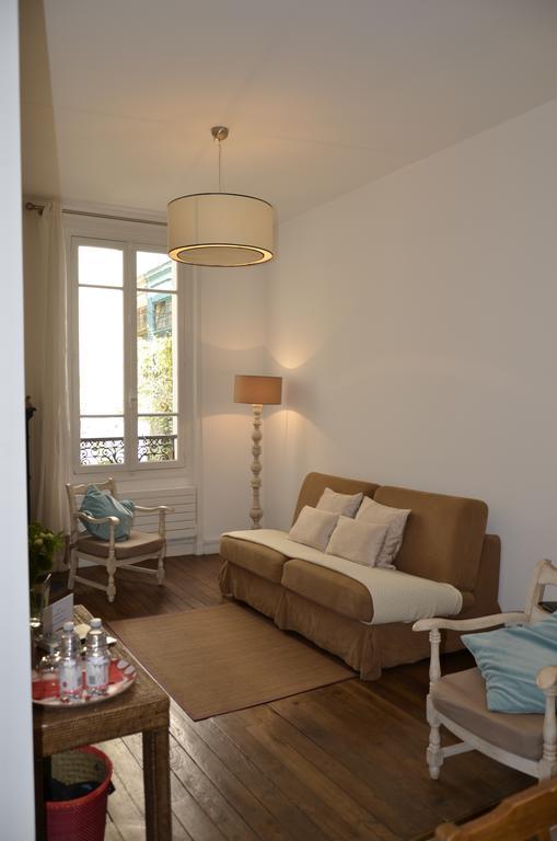 La Cour Du 5Eme - Chambre D'Hotes Paris Ruang foto