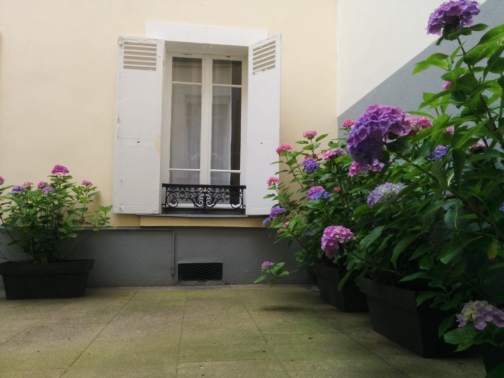 La Cour Du 5Eme - Chambre D'Hotes Paris Bagian luar foto